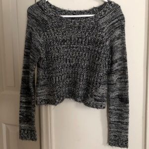 Long sleeve cropped sweater